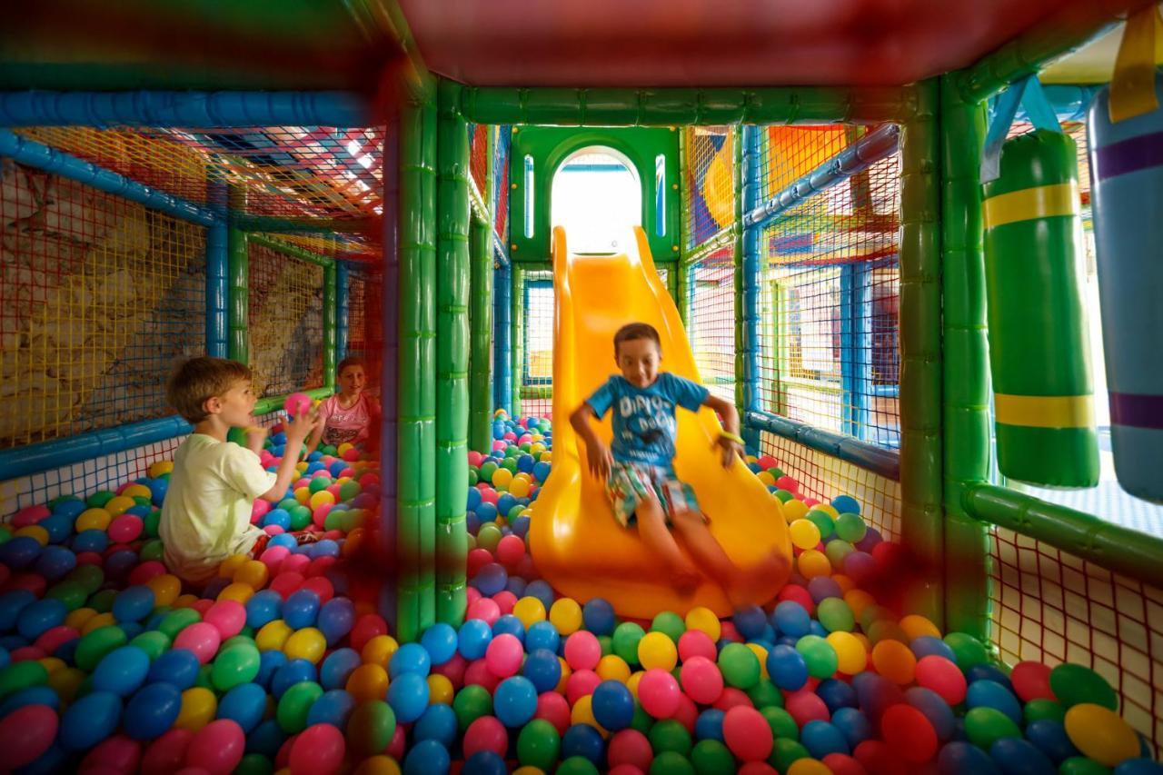Aminess Maravea Camping Resort Holiday Homes Novigrad Istria エクステリア 写真