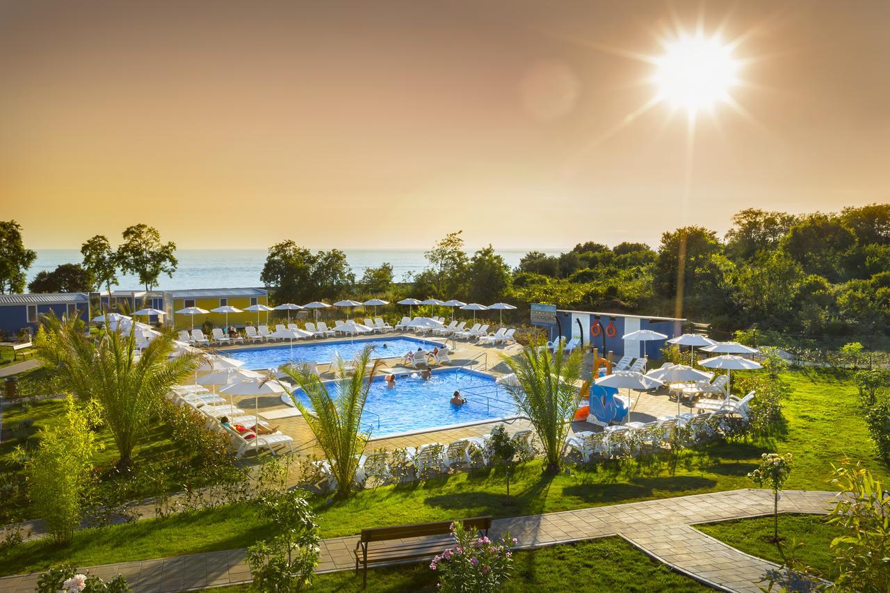 Aminess Maravea Camping Resort Holiday Homes Novigrad Istria エクステリア 写真