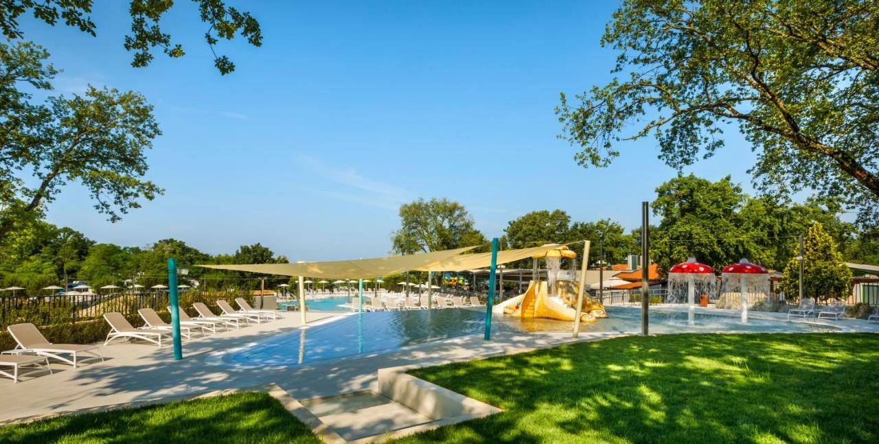 Aminess Maravea Camping Resort Holiday Homes Novigrad Istria エクステリア 写真