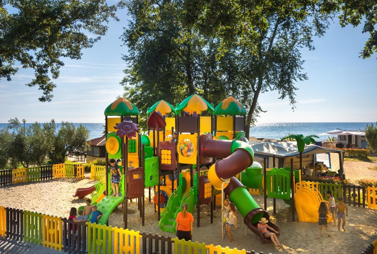 Aminess Maravea Camping Resort Holiday Homes Novigrad Istria エクステリア 写真